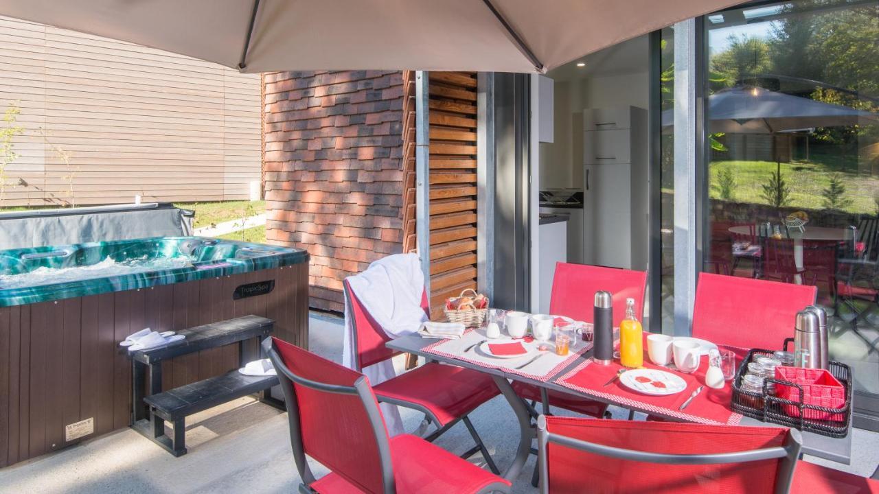 Plein Sud Avec Jacuzzi Privatif Et Parking Prive Apartment Sarlat-la-Canéda Exterior photo
