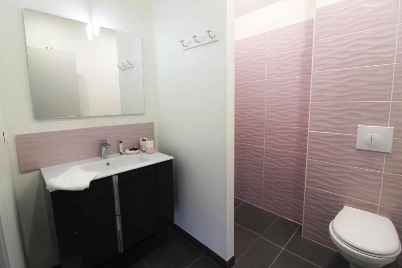 Plein Sud Avec Jacuzzi Privatif Et Parking Prive Apartment Sarlat-la-Canéda Exterior photo
